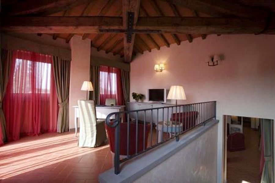 Unahotels Poggio Dei Medici Toscana Scarperia Zewnętrze zdjęcie