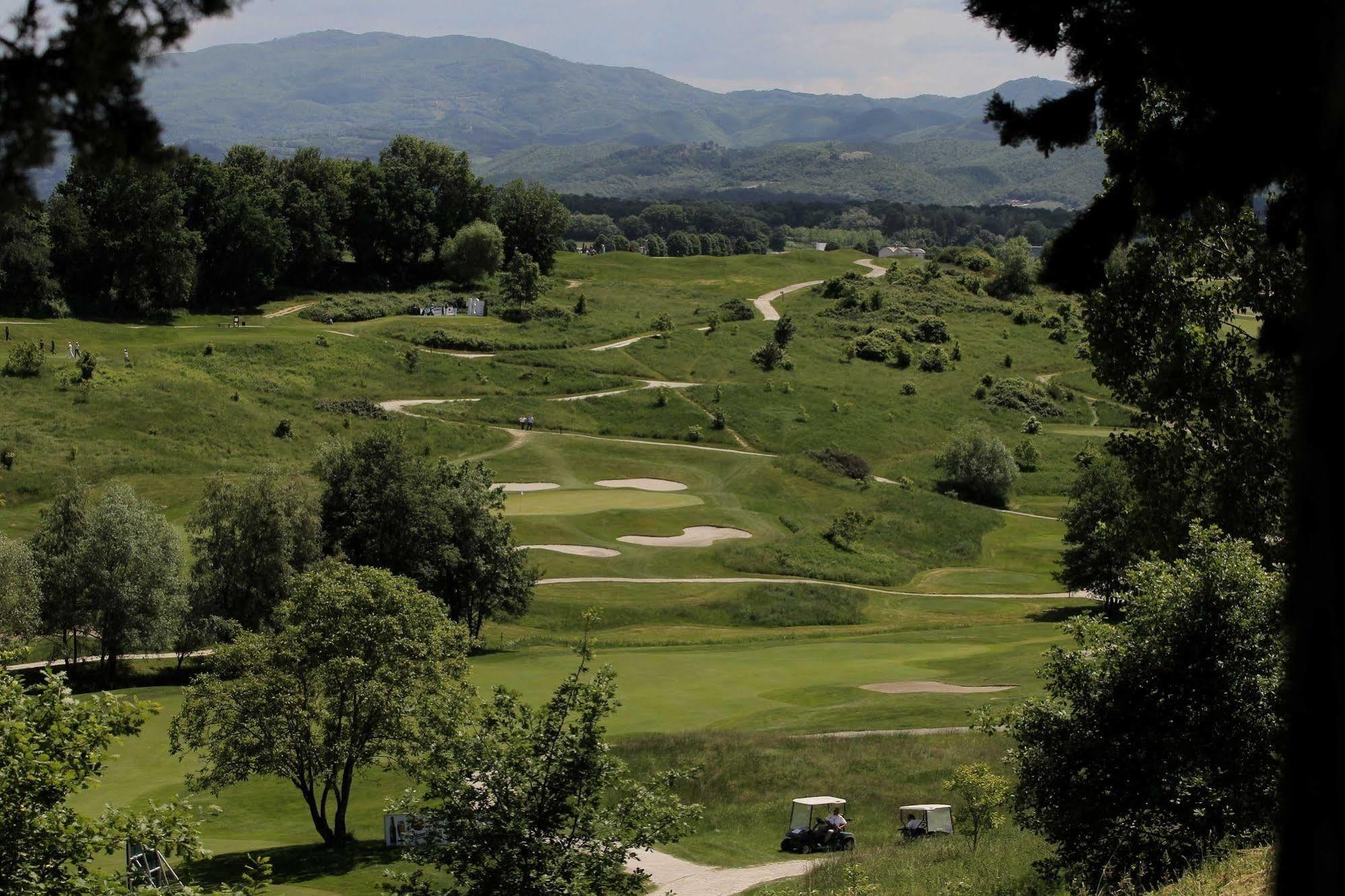 Unahotels Poggio Dei Medici Toscana Scarperia Zewnętrze zdjęcie